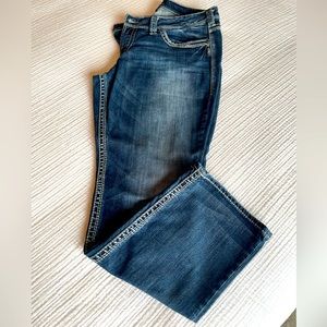 Silver Jeans Suki straight fit.